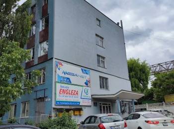 Chirie oficiu 26 m2 Botanica Chisinau str. Sarmizicetusa .