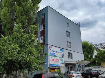 Chirie oficiu 18 m2 Botanica Chisinau .