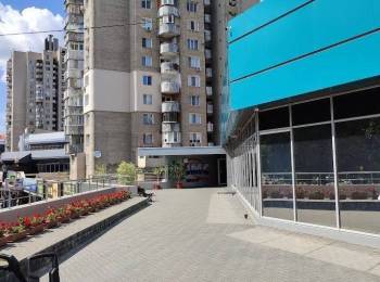 Chirie oficiu 80 m2 Botanica Chisinau . Prima Linie .