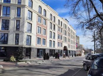 Chirie spatiu comercial 200 m2 Centru srt. Izmail .