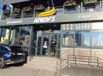 Chirie subsol 110 m2 Centru Chisinau str. Izmail . Prima Linie .