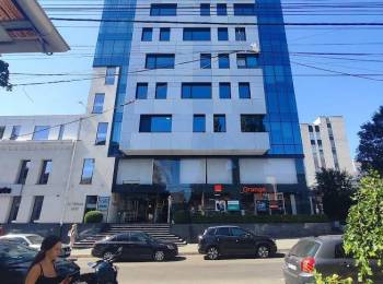 Chirie oficiu 228 m2 Centru Chisinau .