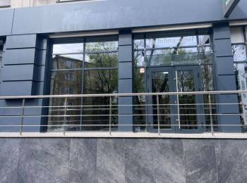 Chirie spatiu comercial 111 m2 Botanica str. Trandafirilor Chisinau .